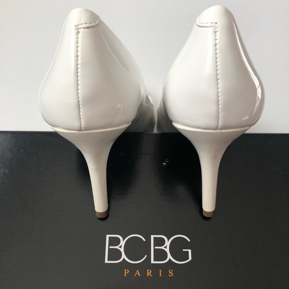 bcbg white pumps